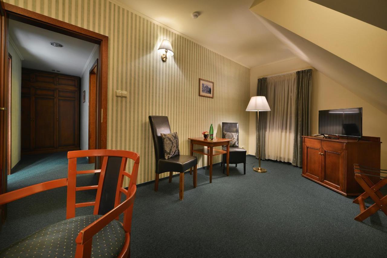 Hotel Morris Relax & Wellness Marianske Lazne Ngoại thất bức ảnh